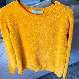 Costes yellow sweater